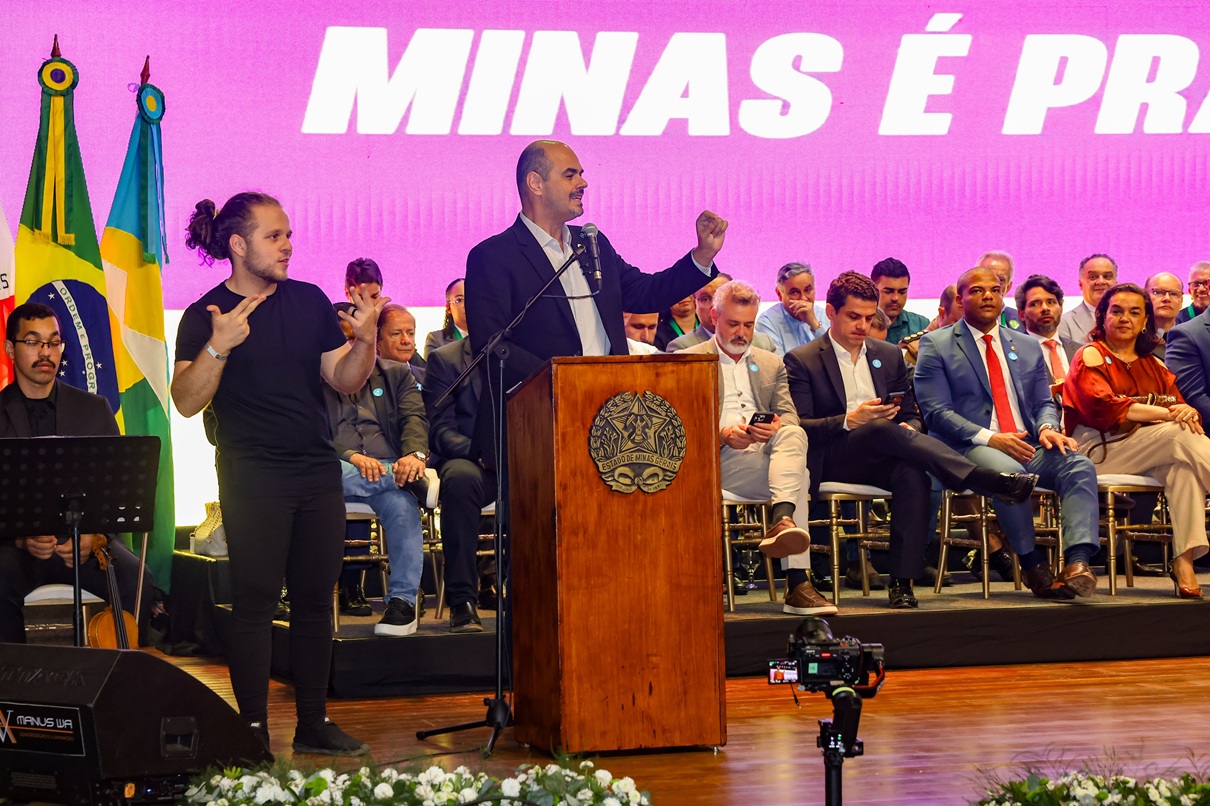 governador de Minas Gerais Mateus Simões