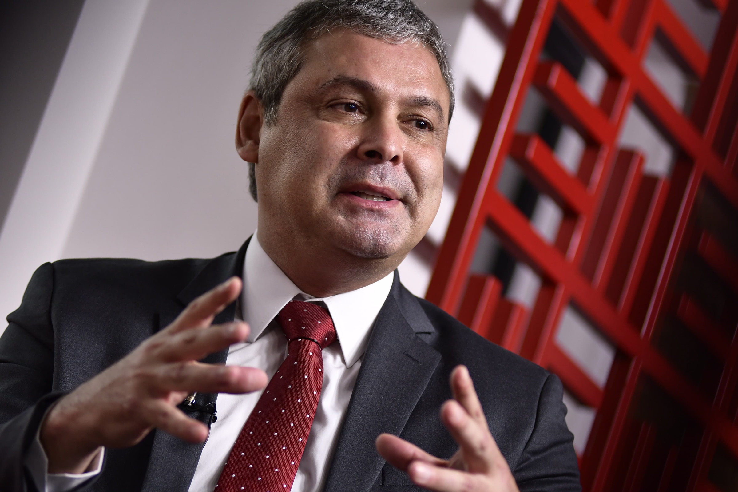 Lindbergh critica “carta criminosa” de Flávio: “Figura patética”