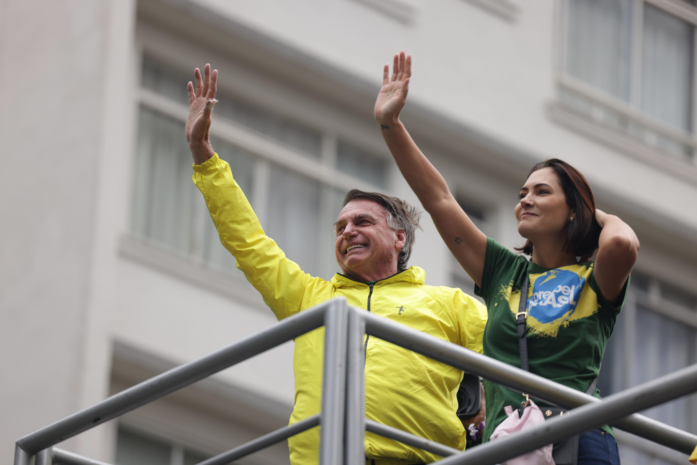 Vídeo indica que Michelle já pensa no futuro bolsonarista sem Flávio