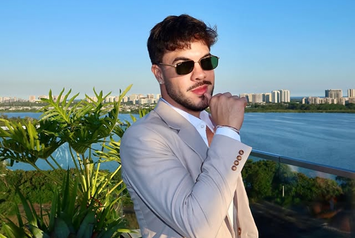 Álvaro vai ao hospital após mosquito entrar em ouvido durante encontro