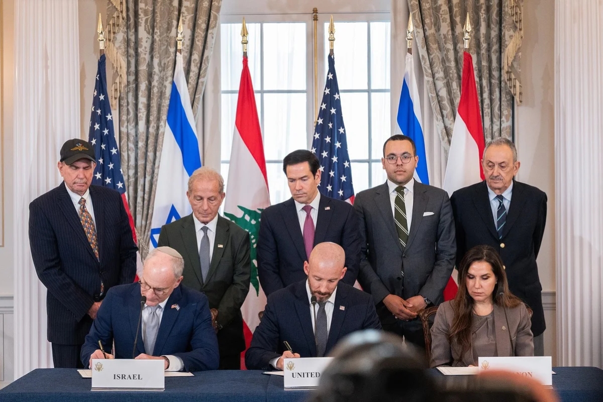 Acordo trilateral foi assinado por Marco Rubio (secretário de Estado dos EUA), Nada Hamadeh Moawad (embaixadora do Líbano nos EUA) e Yechiel Leiter (embaixador de Israel nos EUA), em Washington nessa sexta.