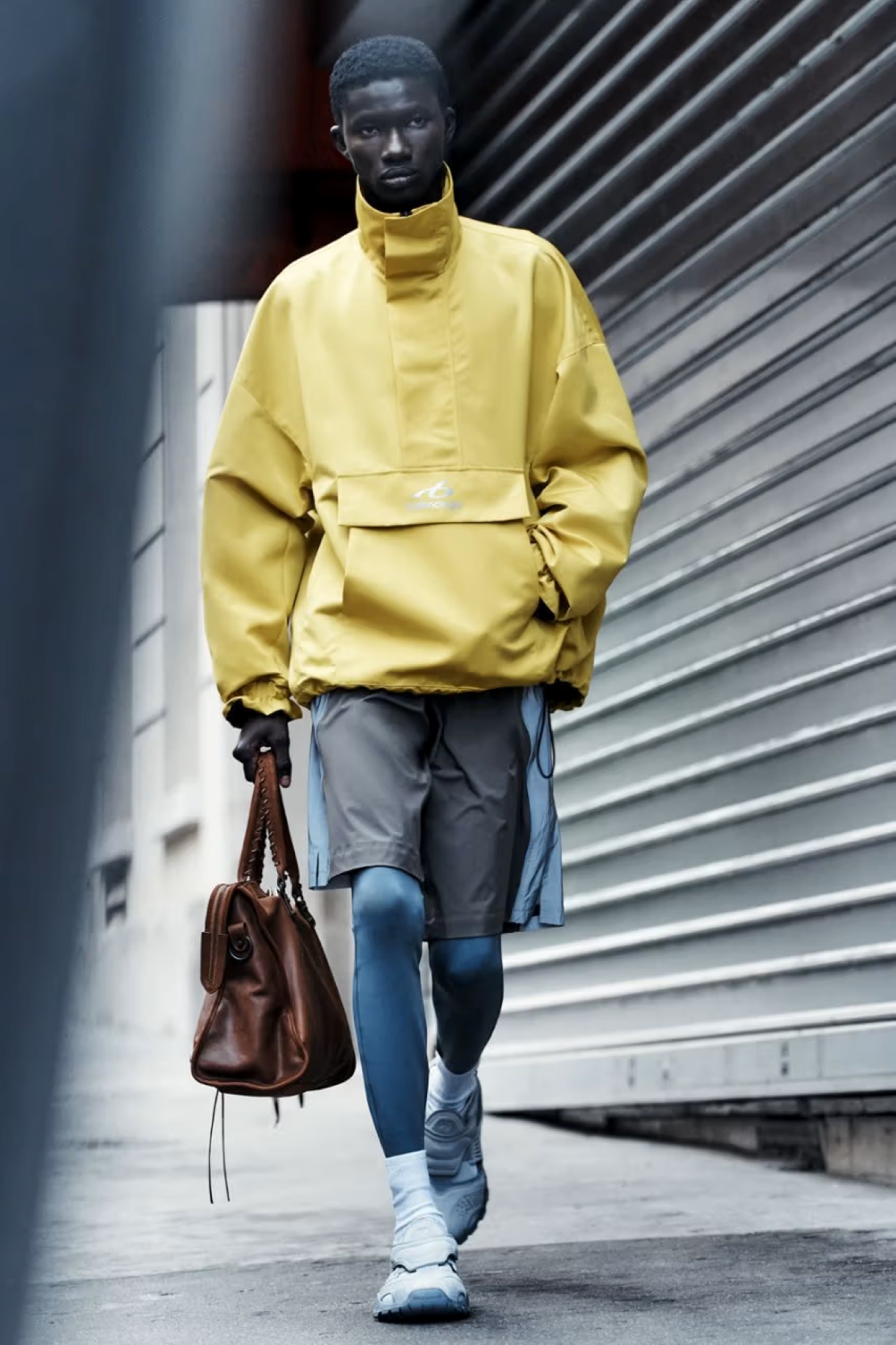 balenciaga lança coleção fitness - metrópoles