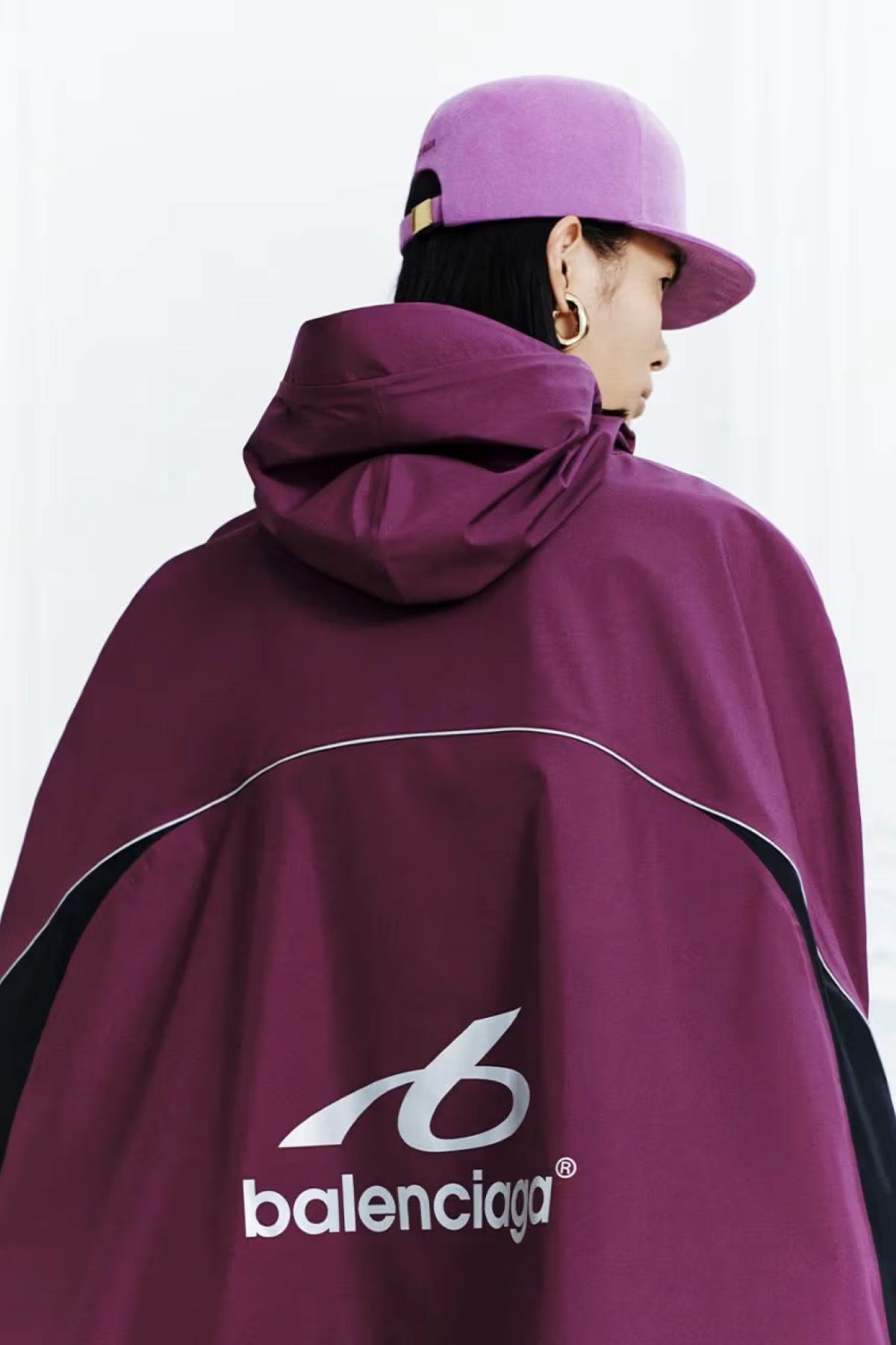 balenciaga lança coleção fitness - metrópoles