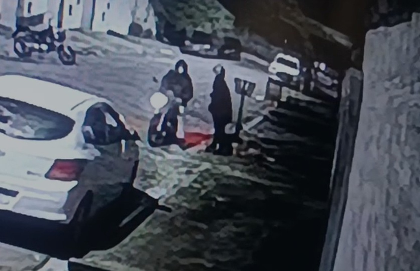 MG: imagens mostram jovem embarcando em moto por app antes de morrer
