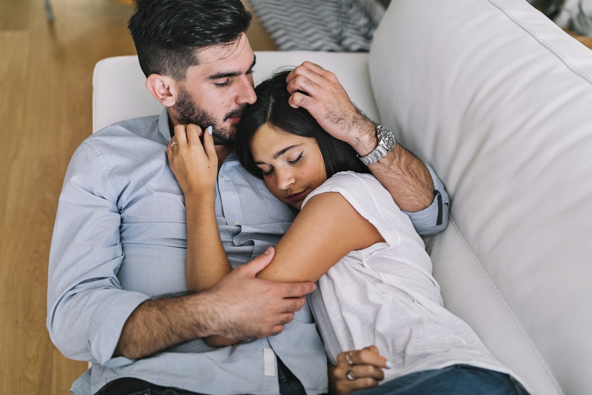 11 perguntas para casais que têm vergonha de conversar sobre sexo