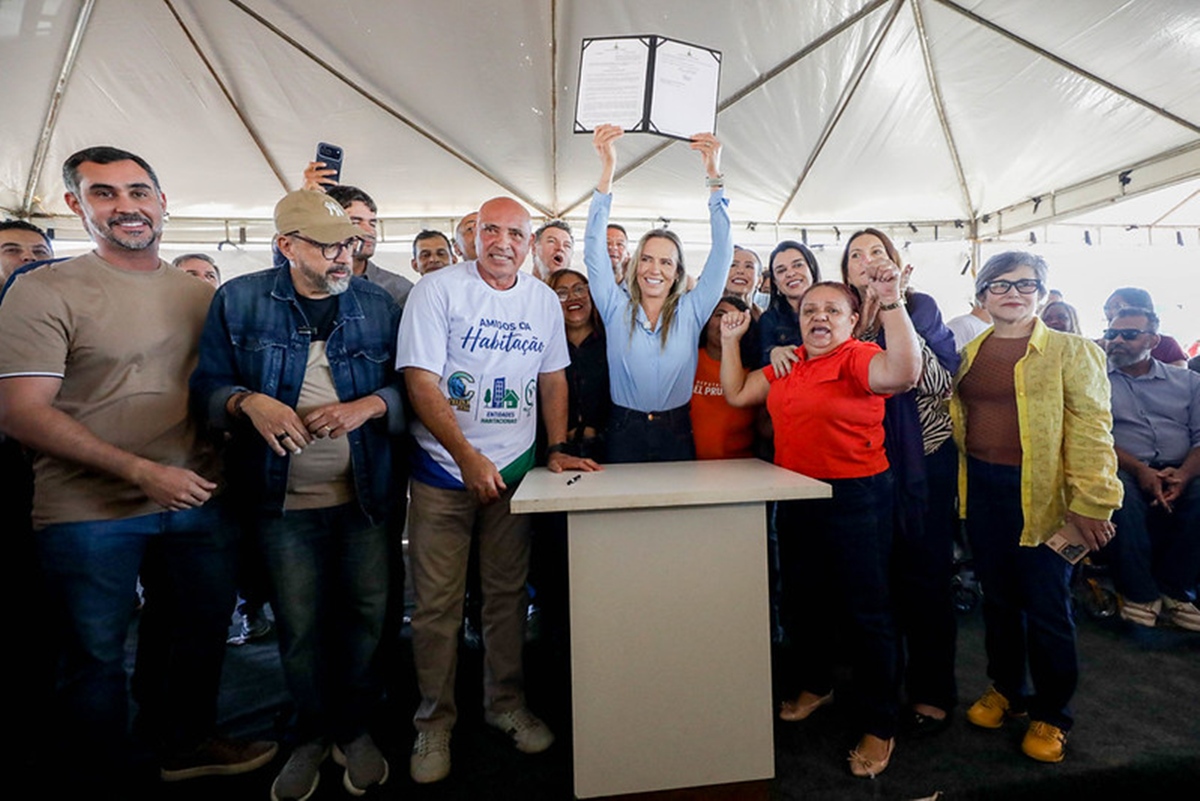 Entrega de 400 lotes do Morar Bem em Ceilândia - imagem 1