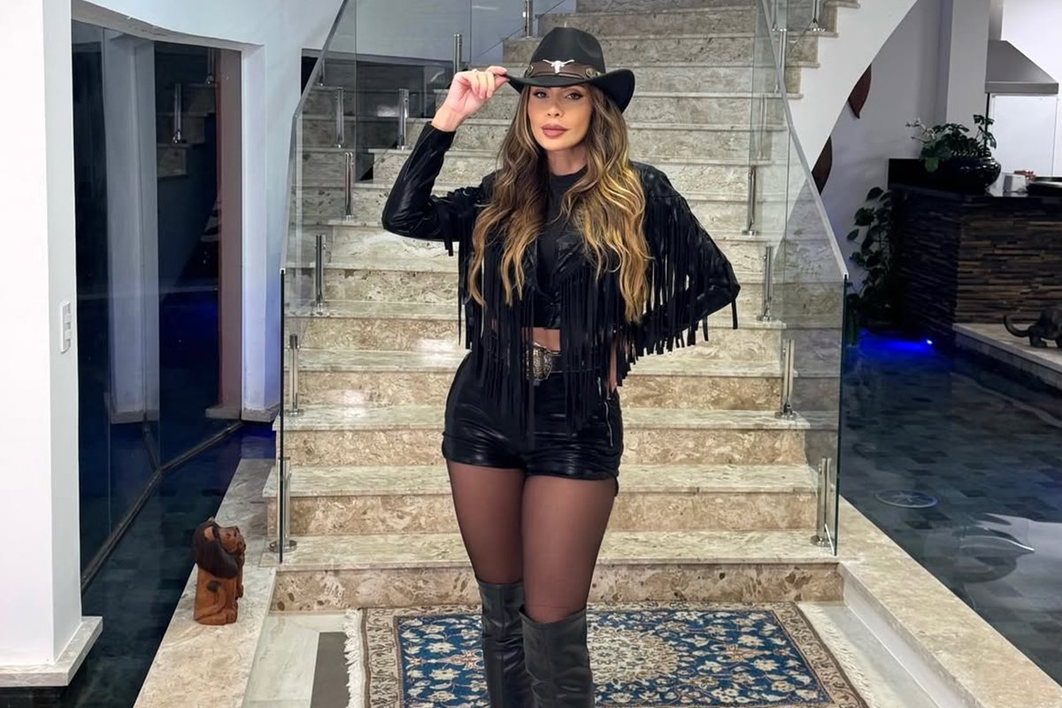 Influencer defende namoro com ex-CBF de 85 anos: "Bem resolvido" 18 Clara Brasil em look