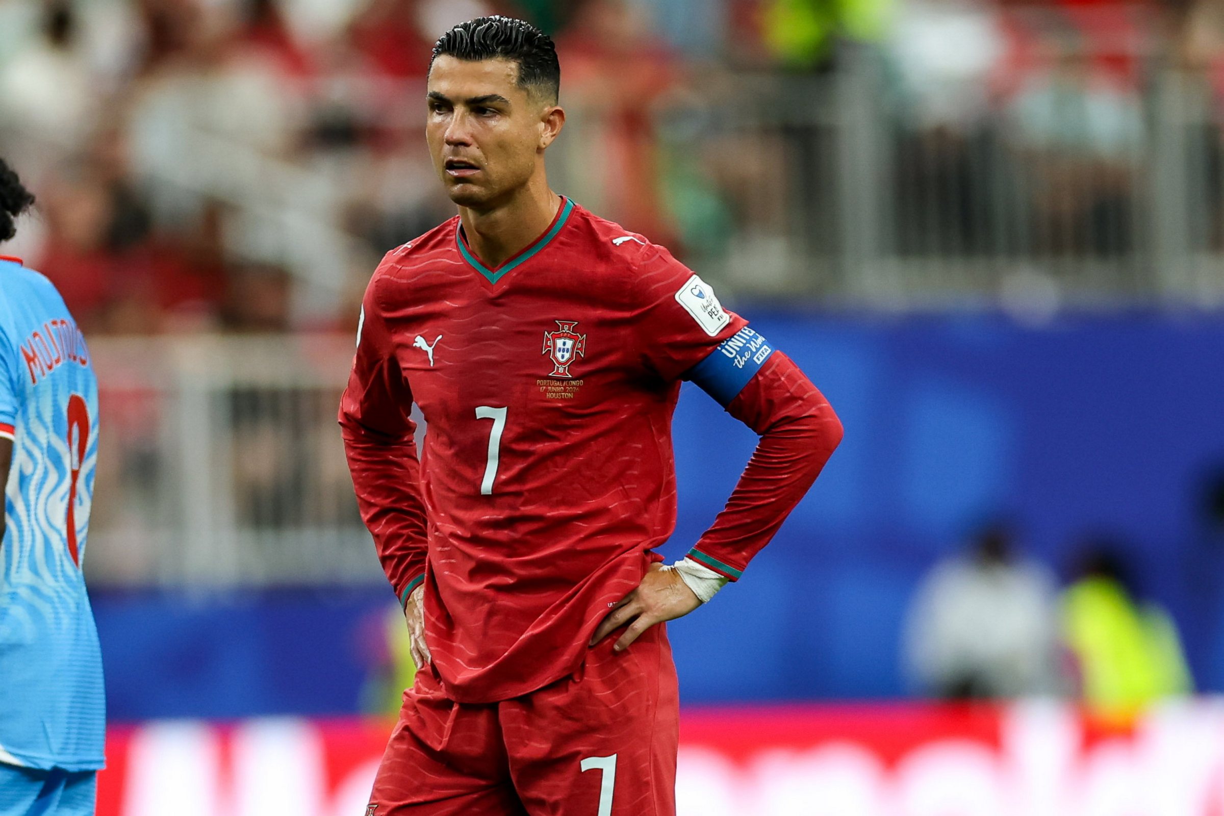 Foto colorida de Cristiano Ronaldo - Metrópoles