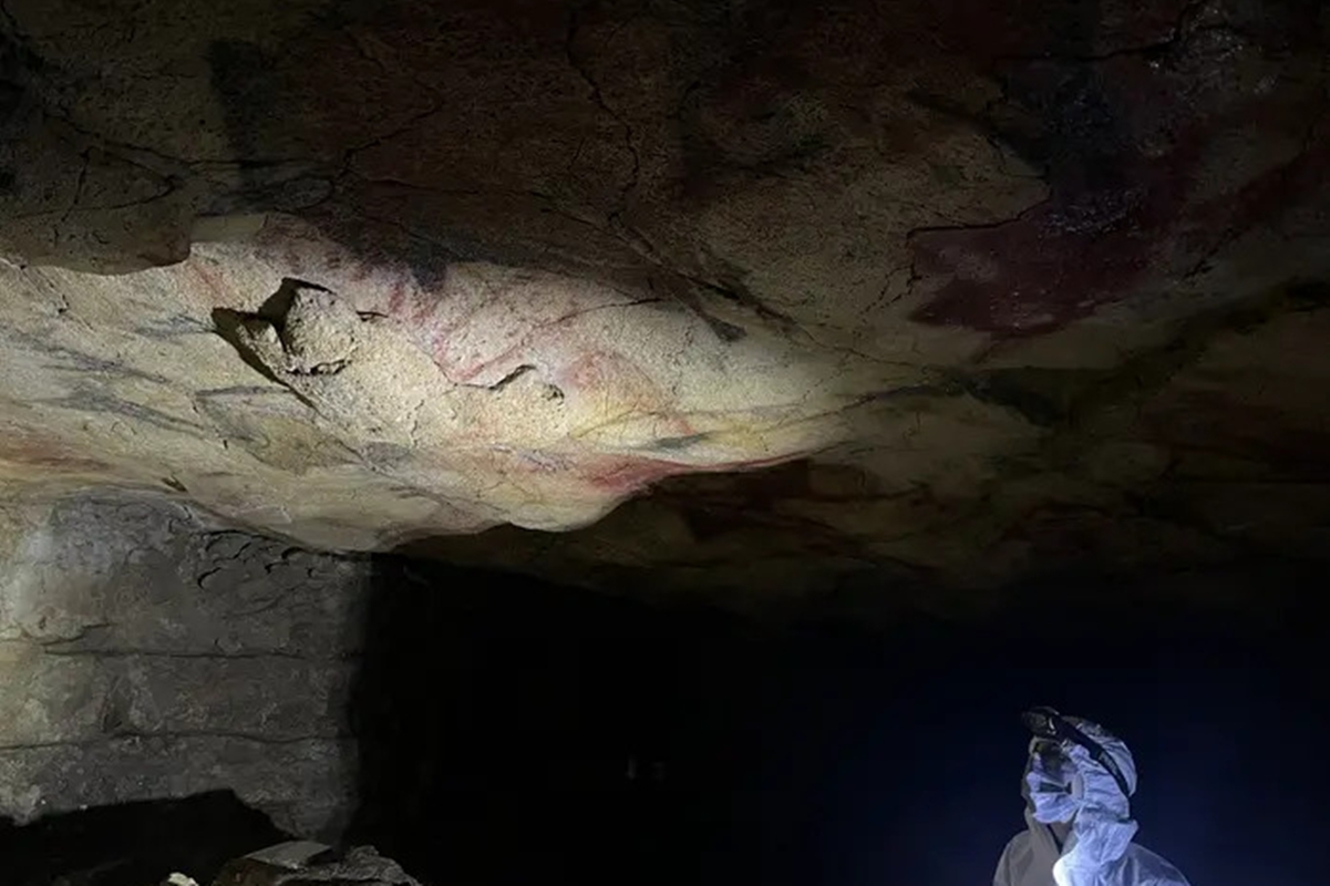 DNA humano é encontrado pela primeira vez em paredes de cavernas