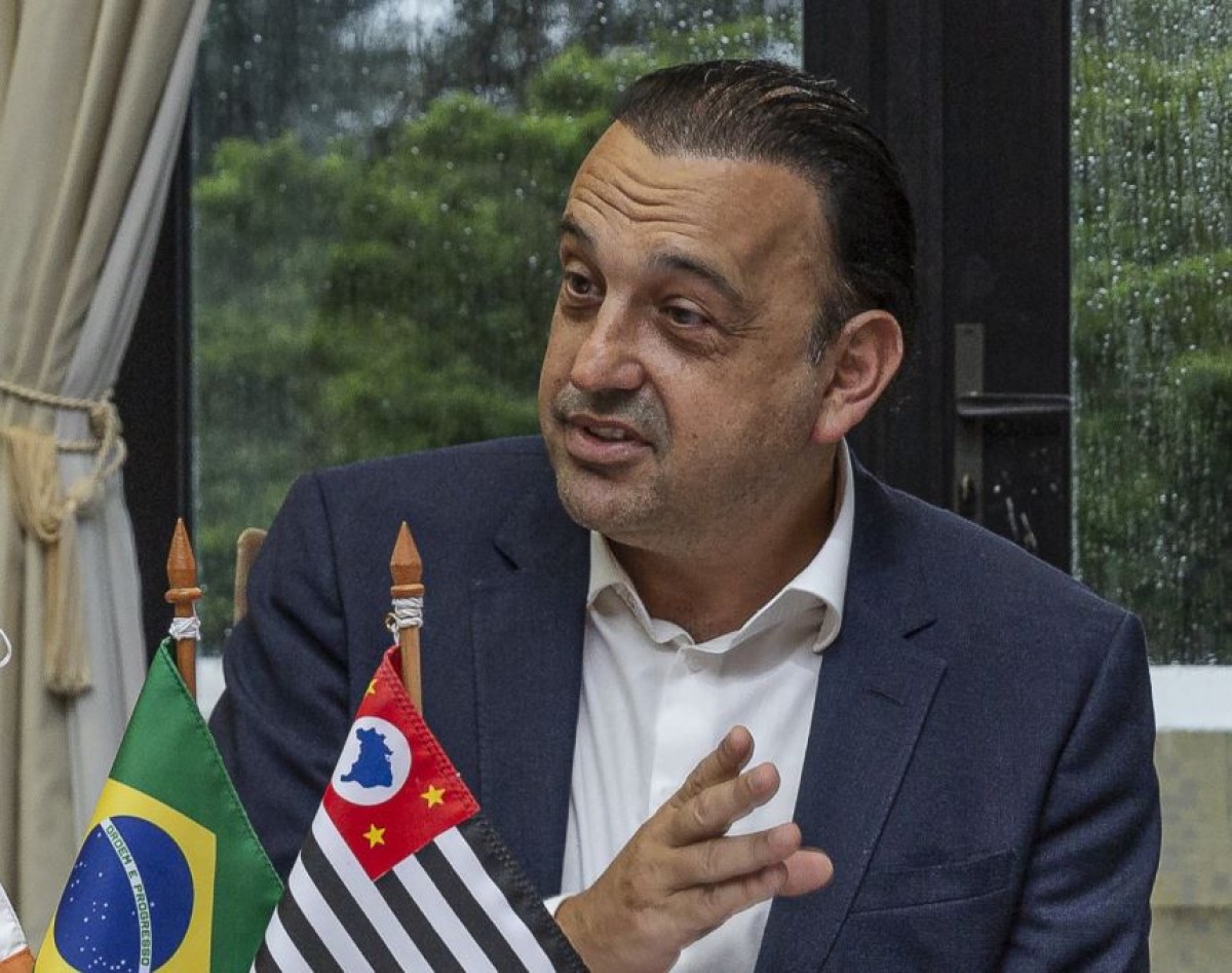 Enquanto Tarcísio silencia, vice minimiza votos após 17h: "Insignificante"