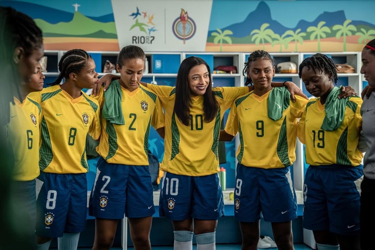 Marta é igual Neymar? Comparação viraliza e web defende jogadora 17 Marta em cinebiografia