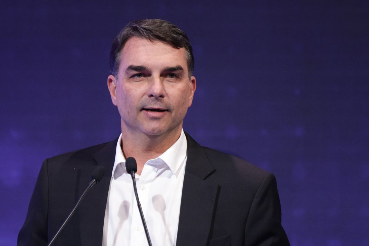 Senador Flávio Bolsonaro