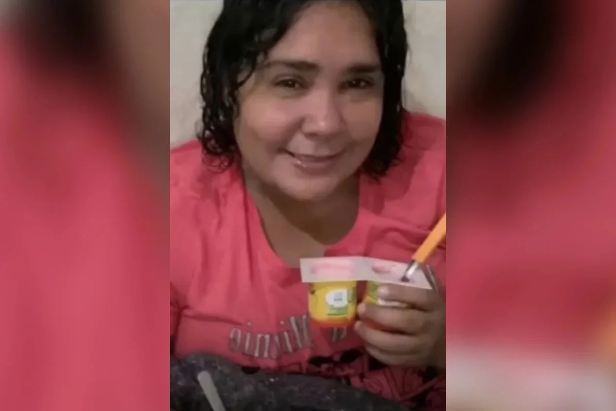 Amanda Maria Souza de Oliveira, registrada pela polícia