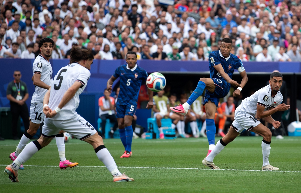 França marcou pelo menos três gols em todos os jogos da Copa do Mundo