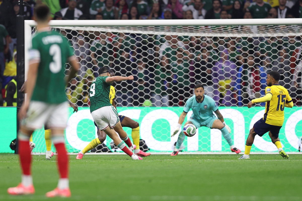 México vence Equador e conquista classificação às oitavas de final