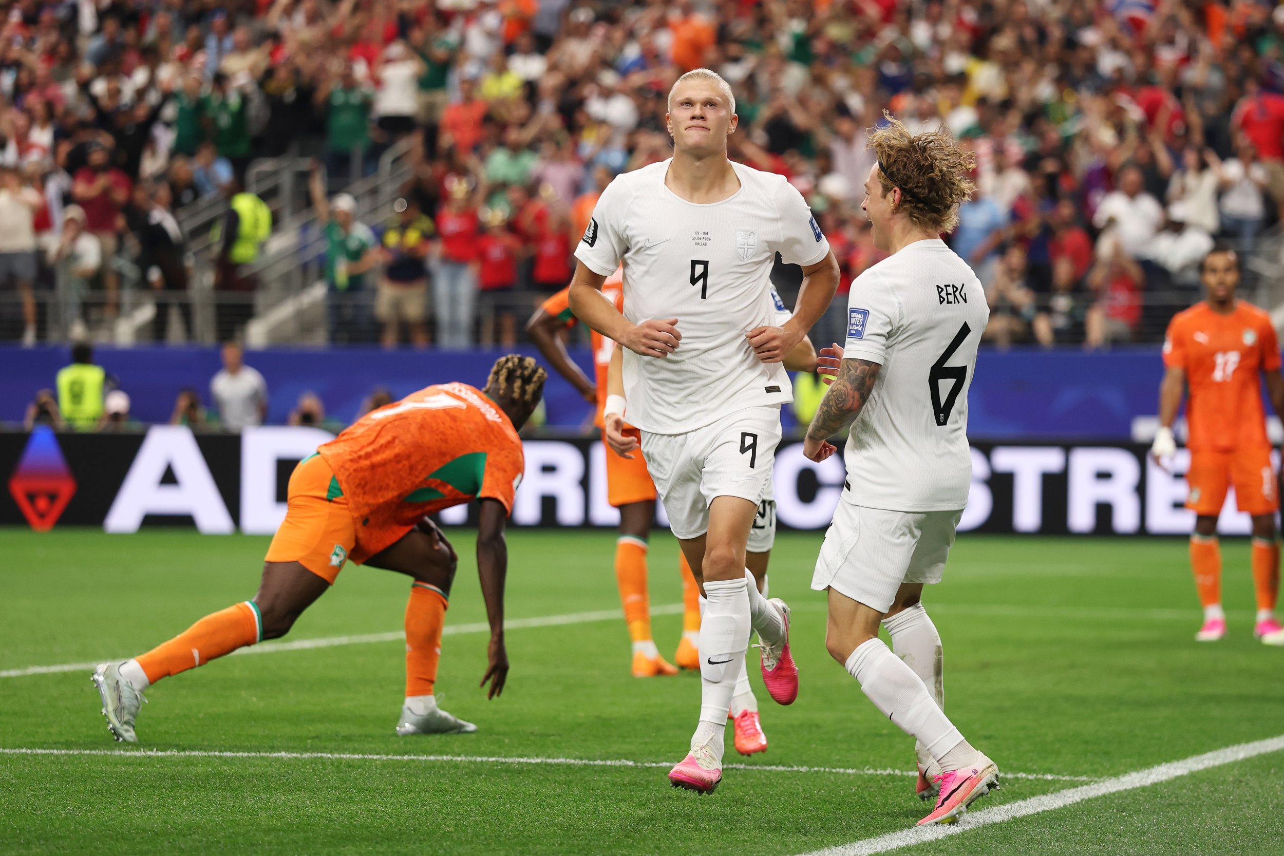 Odegaard elogia Brasil antes de partida pelas oitavas da Copa do Mundo 12 Haaland na partida Noruega x Costa do Marfim