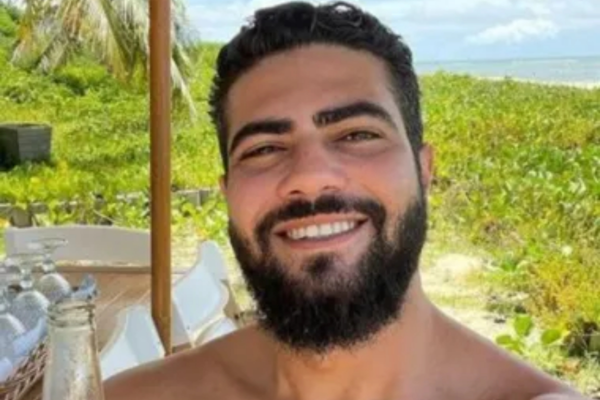 Henrique, dupla de Juliano, passa por cirurgia e se afasta dos palcos