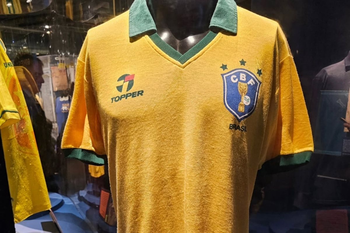 Uniformes históricos da Seleção viram tendência na Copa 2026