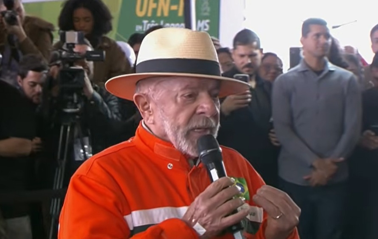 Doação de R$ 40 mil de diretor da Transpetro a Lula gera polêmica