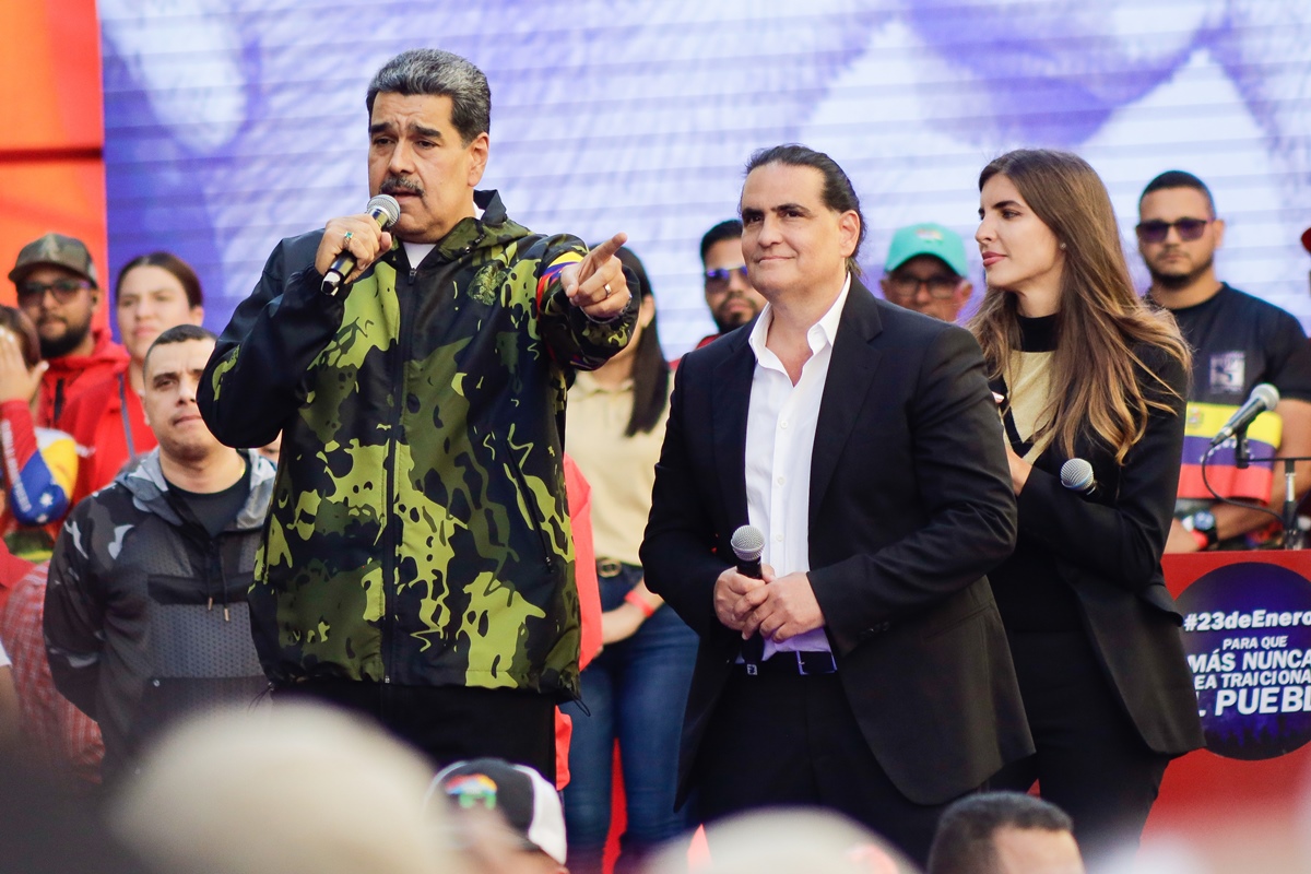 "Testa de ferro" de Maduro se declara culpado em julgamento nos EUA