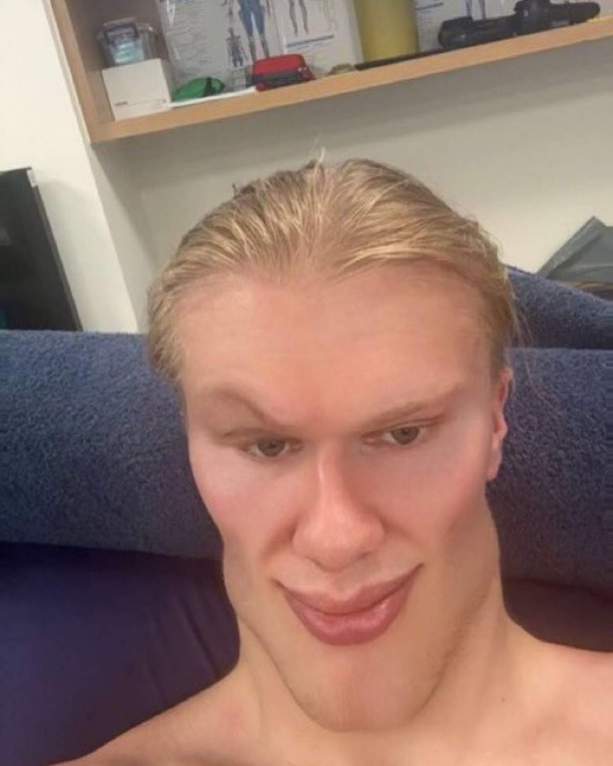 foto com cor. memes erling haaland - metrópoles