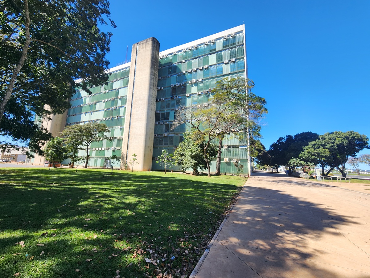 Fazenda é o segundo órgão com mais home office entre os maiores