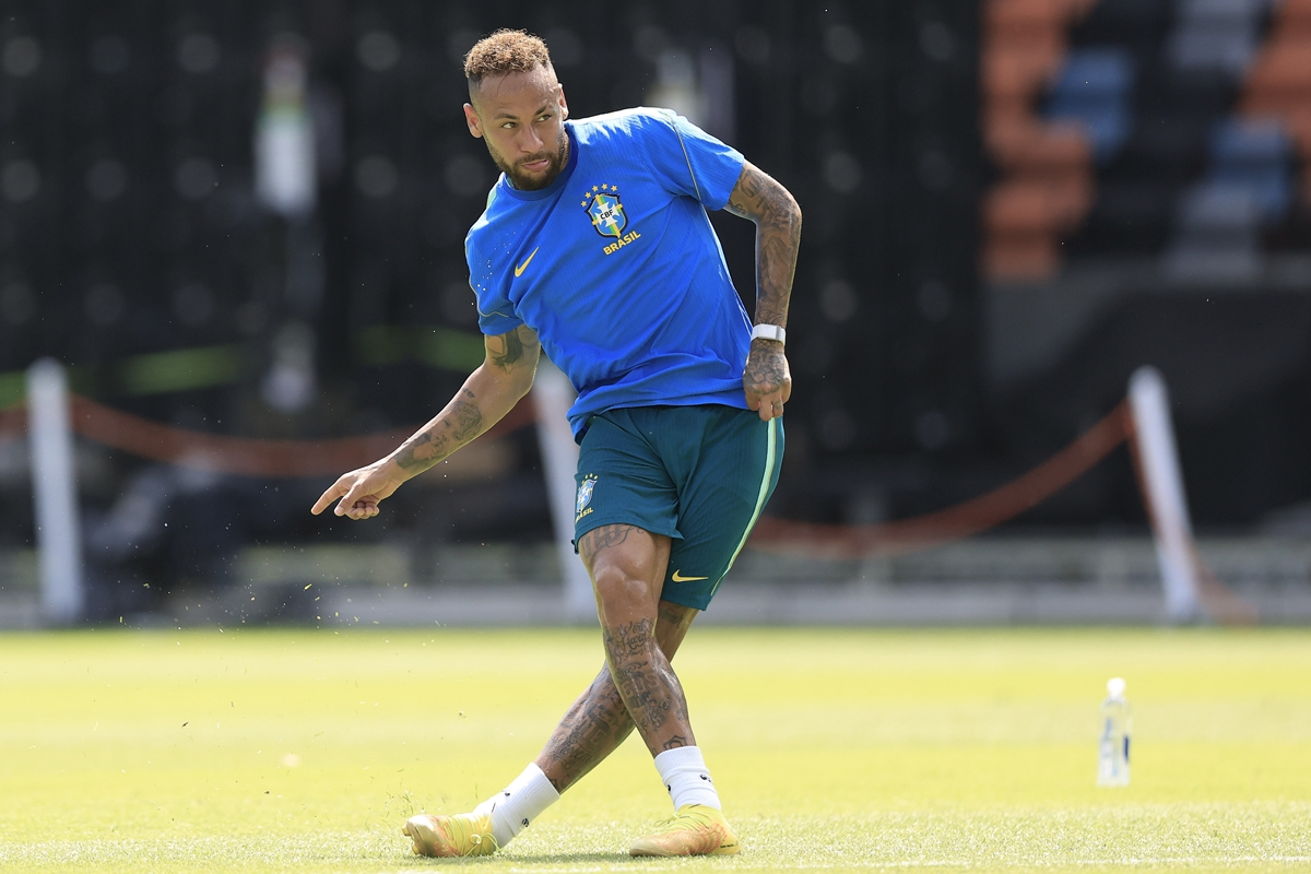 Ancelotti sobre Neymar: "Óbvio que pode jogar mais do que 15 min"