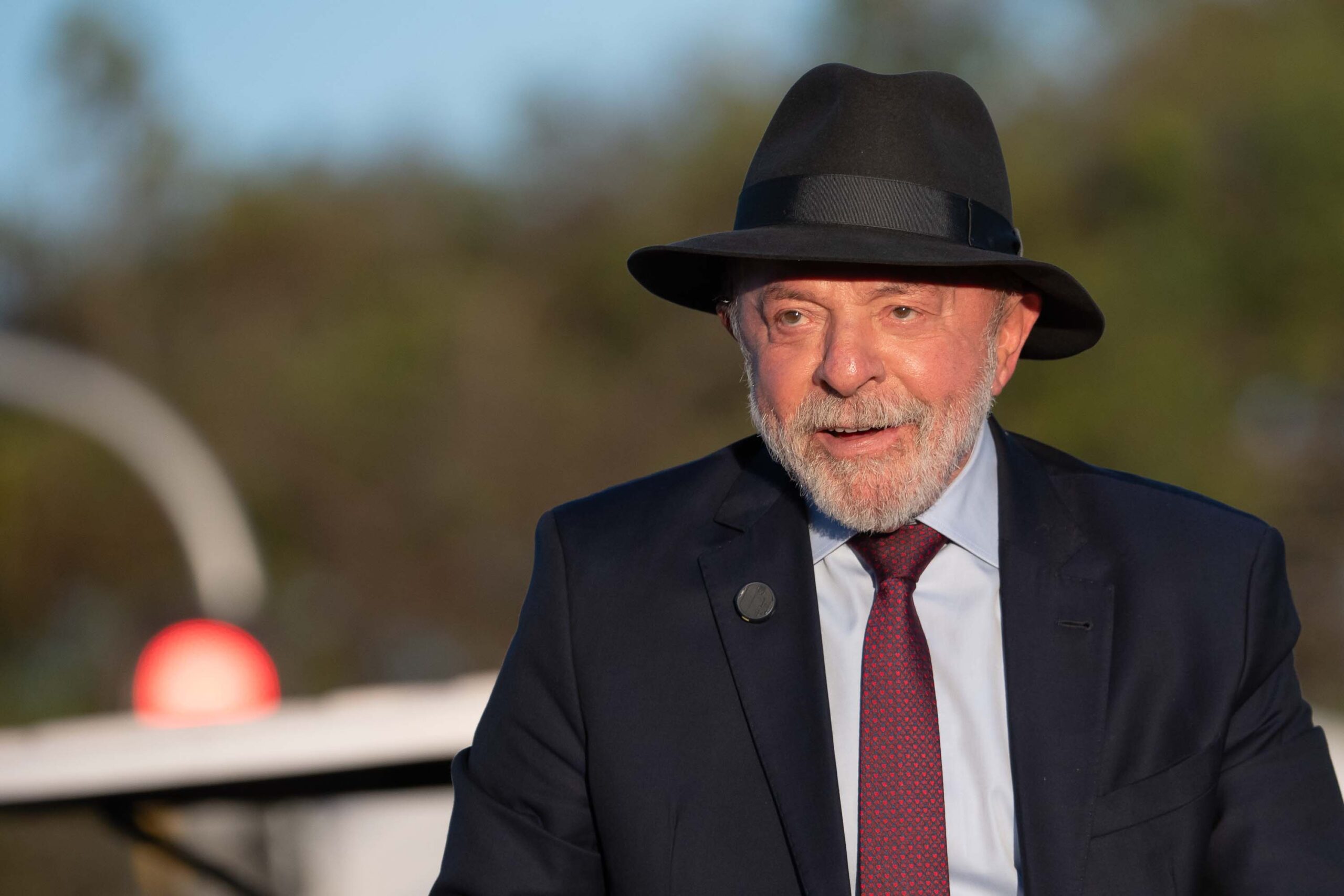 Lula celebra vitória do Brasil e agradece Ancelotti por Casemiro