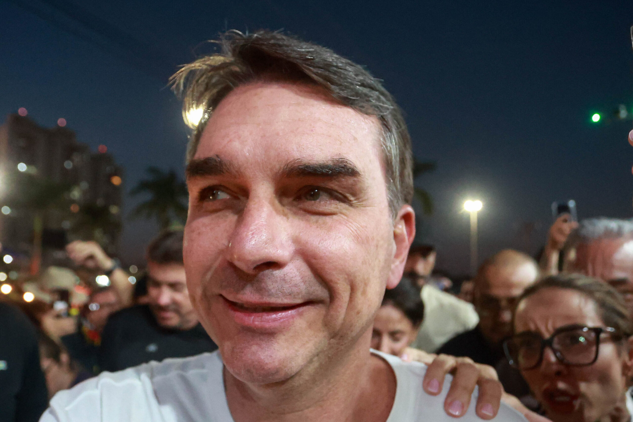 Flávio Bolsonaro em Trindade