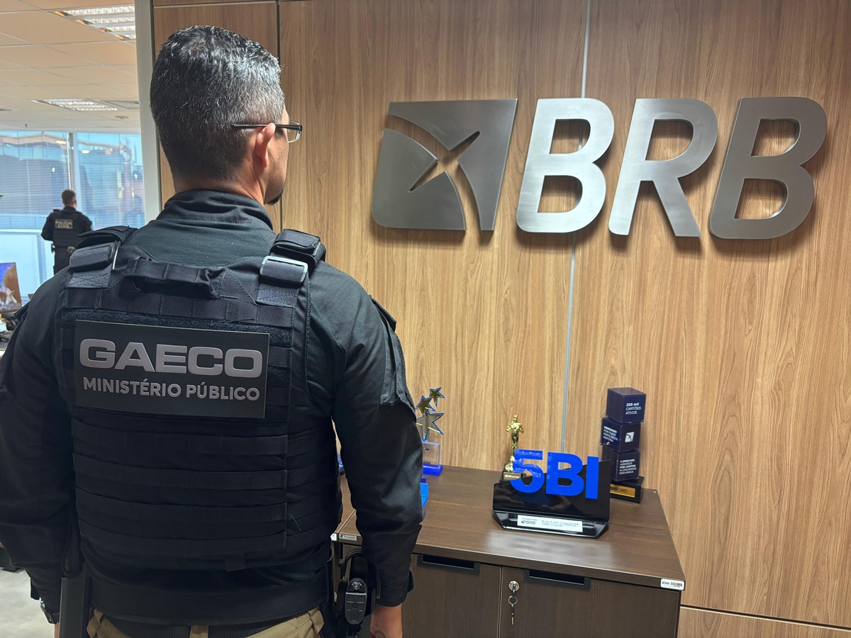 Futuro Incerto do Banco de Brasília: Opinião Pública em Debate