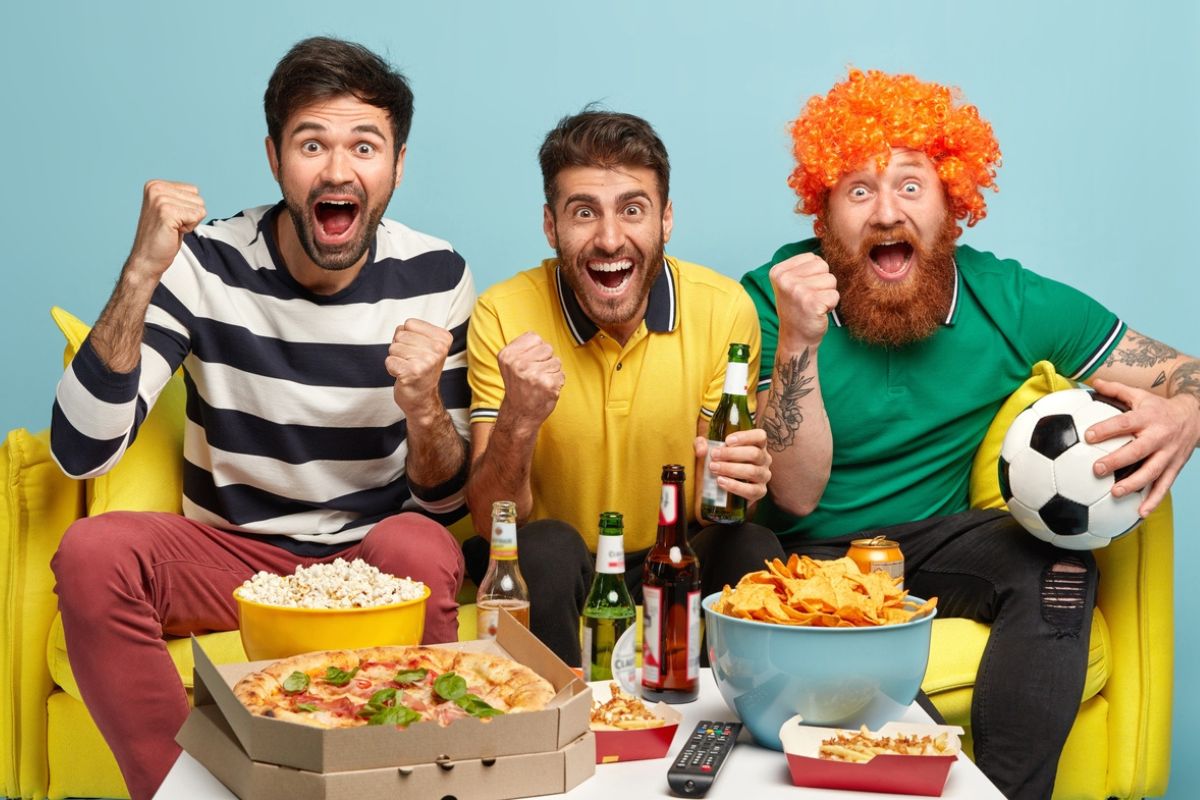 4 erros alimentares em jogos com amigos que atrapalham o emagrecimento