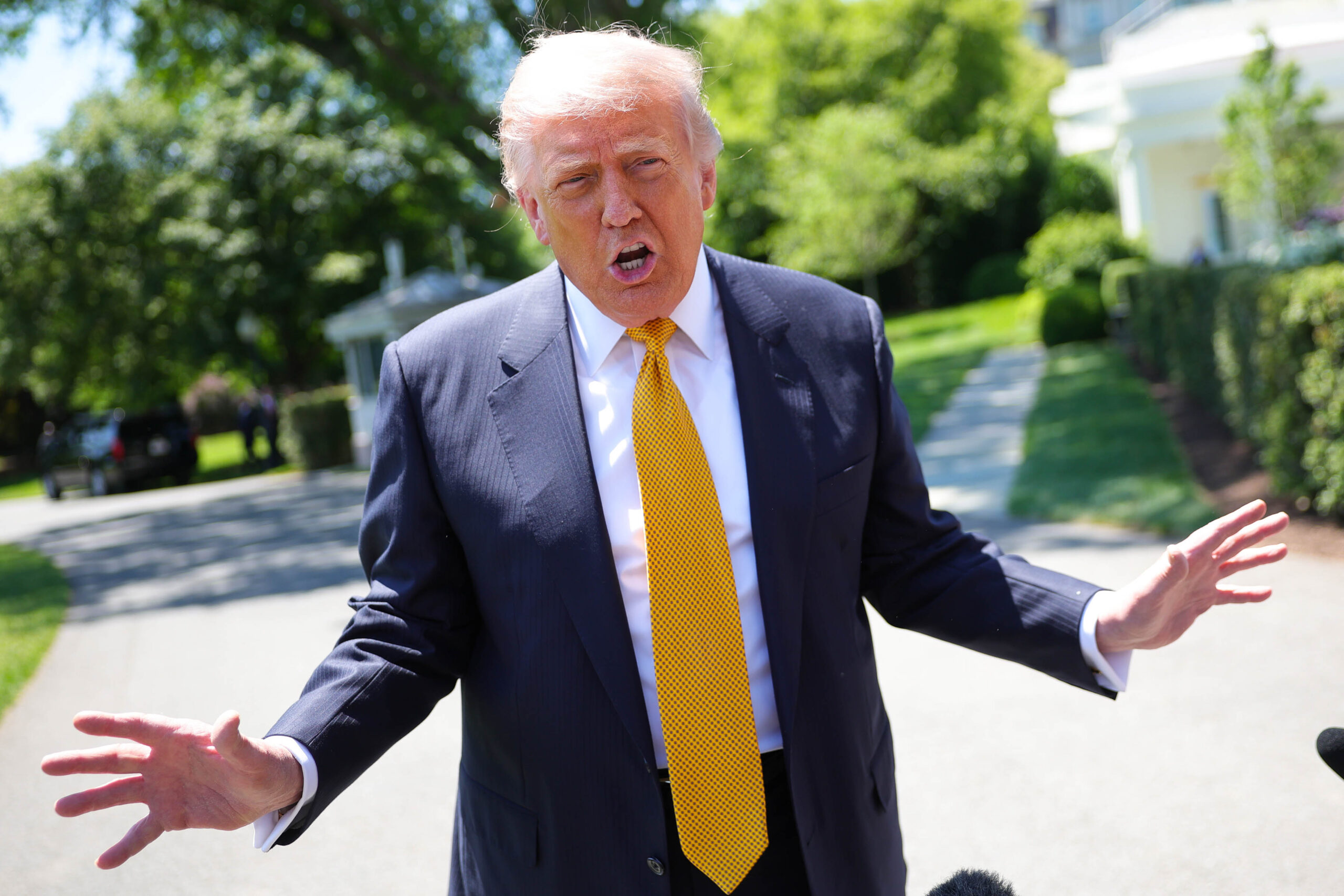Suprema Corte dos EUA mantém condenação de Trump por agressão sexual