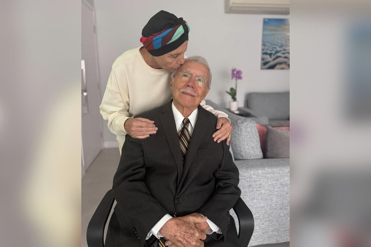 Roseana recebe doações do pai José Sarney e do marido - QTU Questões do Universo
