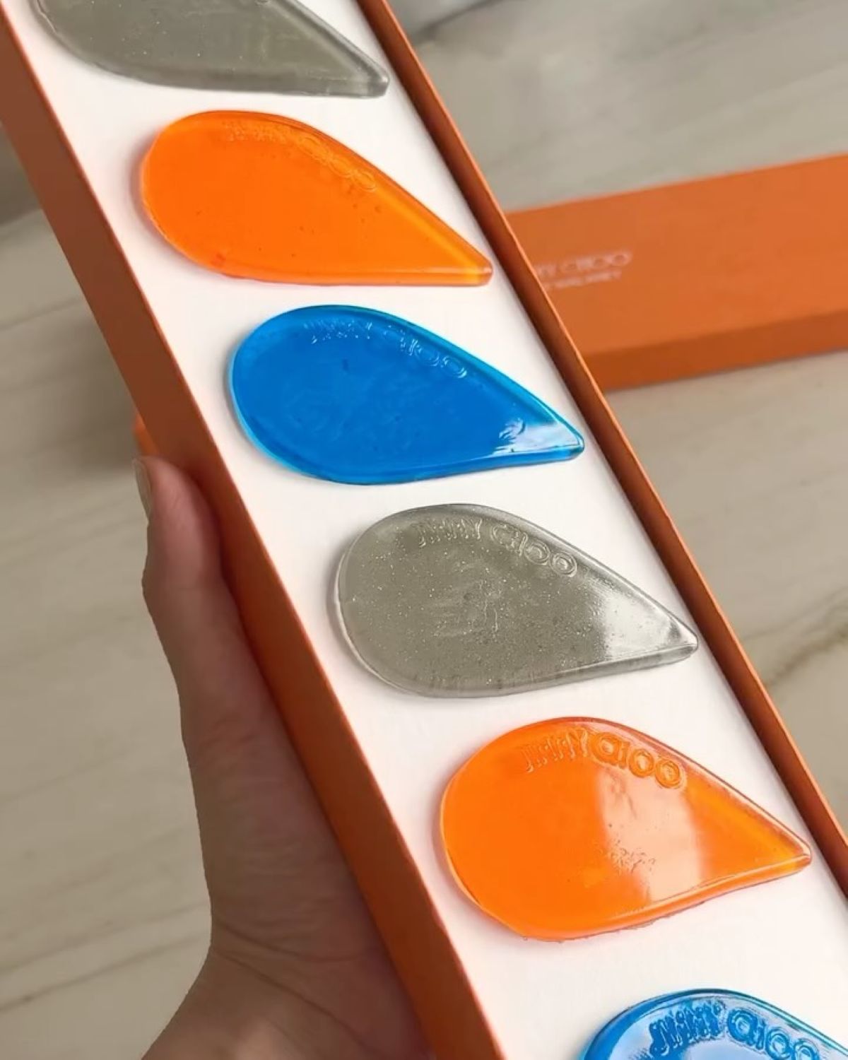 jimmy choo sapato gelatina comestível - metrópoles