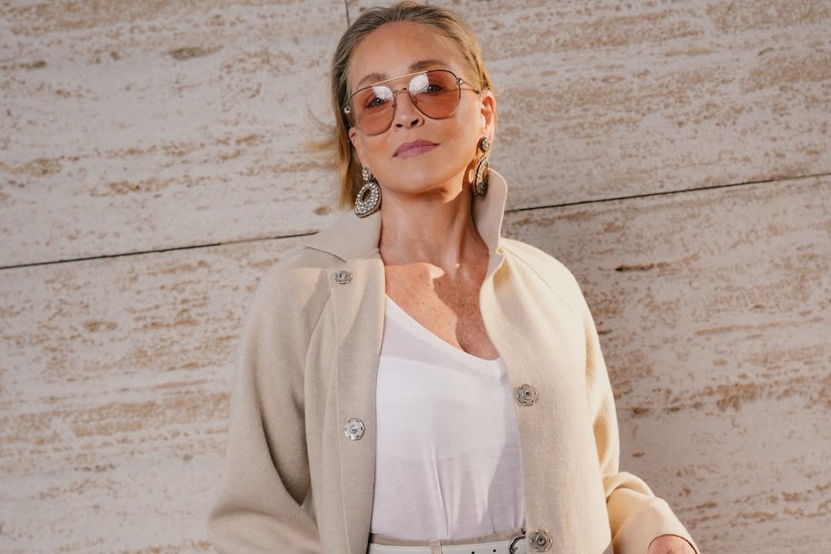 Sharon Stone surpreende com relato de agressão: "Atingida por trás" - Metrópoles