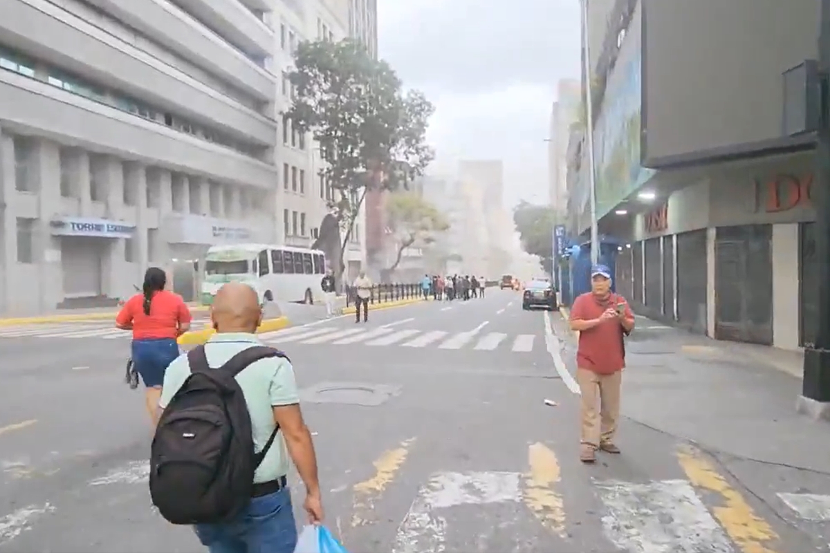 Desabamento de estruturas em Caracas