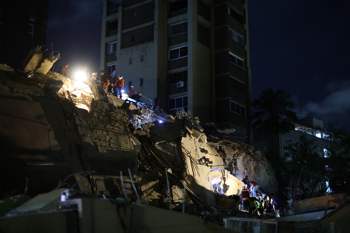 Terremotos na Venezuela, na deixam quase 40 mil desaparecidos estado de emergência Internacional 