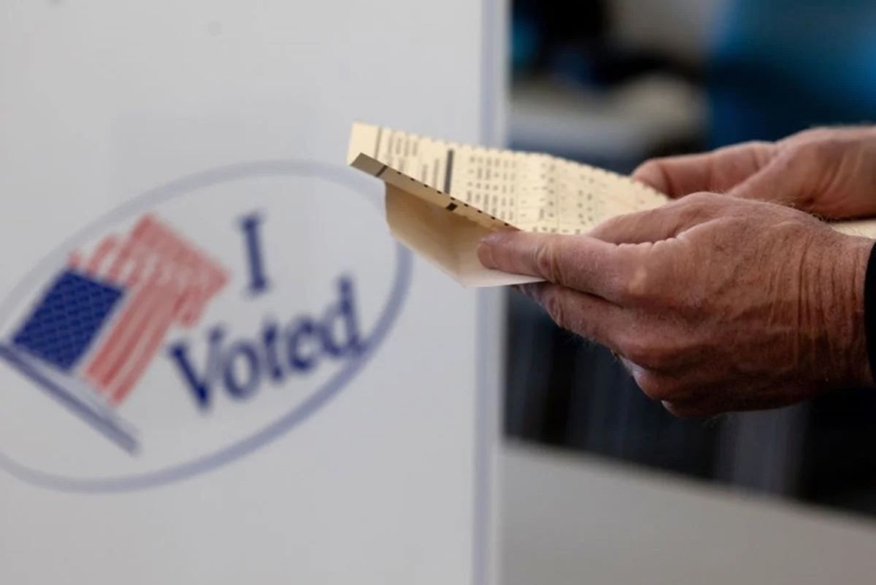 Governo Trump pede à Suprema Corte restrição ao voto por correio