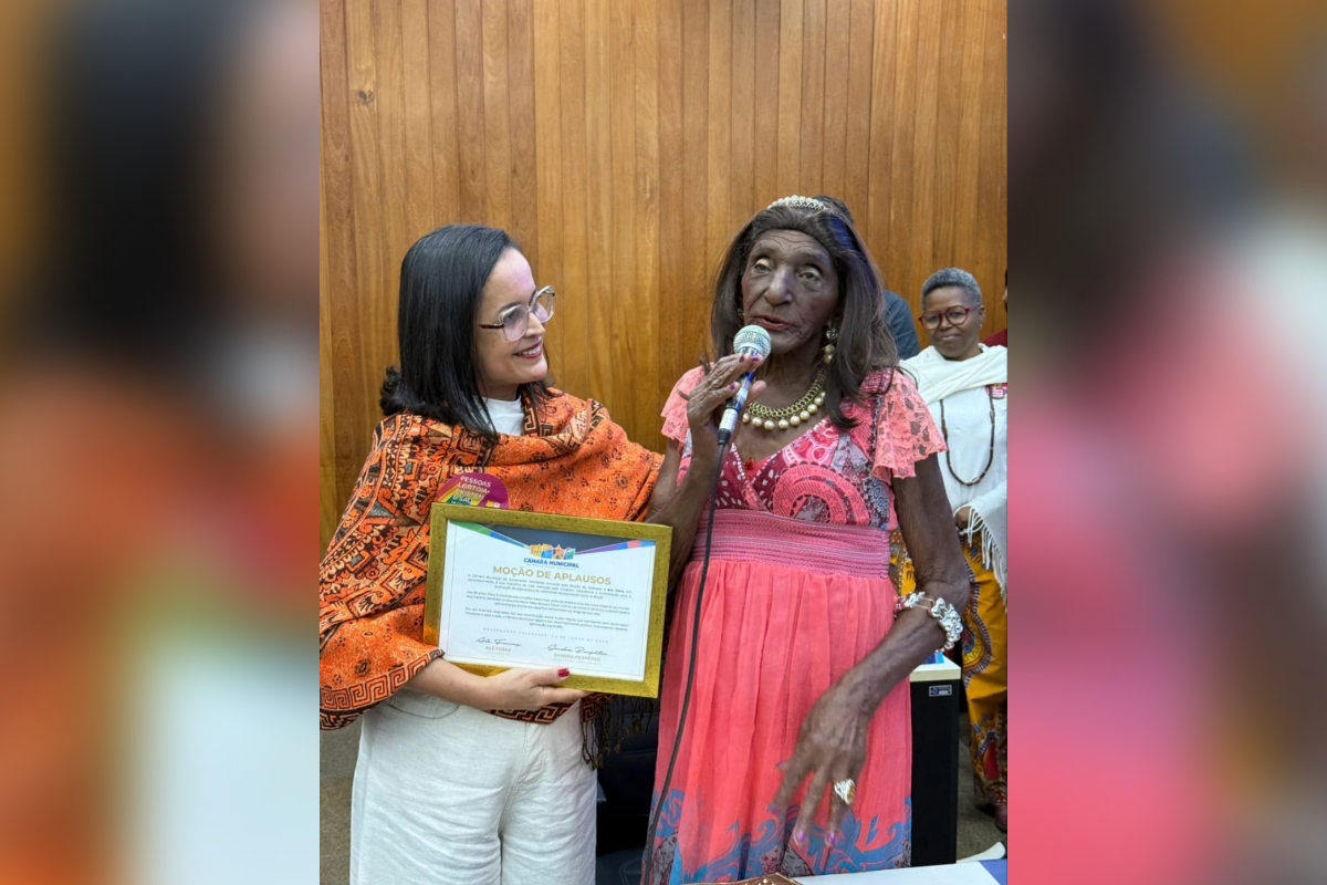 Homenagem a travesti mais velha do Brasil gera ataques e OAB reage