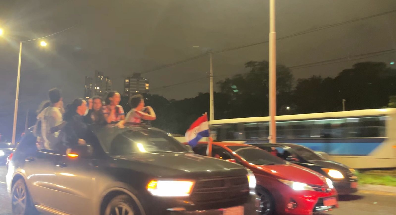 Paraguai é tomado por festa após classificação histórica contra Alemanha