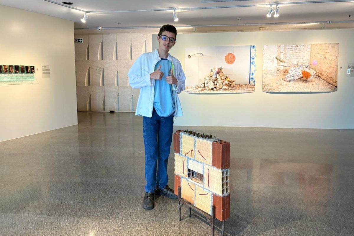 Constelações Contemporâneas: alunos de São Sebastião prestigiam mostra