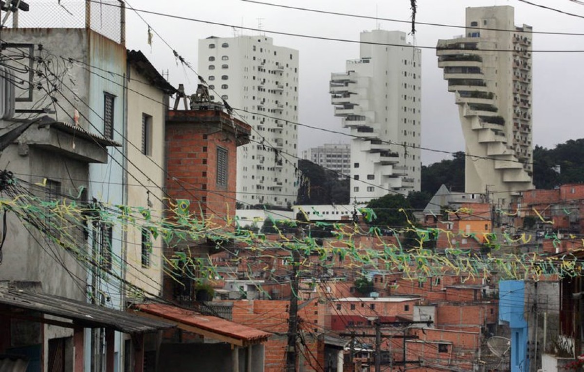 Crescimento Social no Brasil Não Acompanha a Redução da Desigualdade