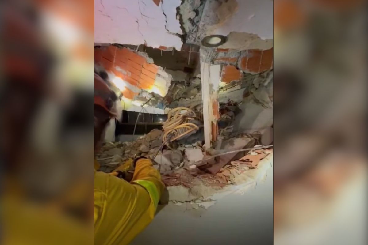 Bombeiros de SP ajudaram a achar 6 vítimas do terremoto na Venezuela 16 Equipes brasileiras atuando