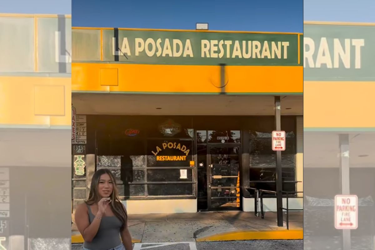 Imagem colorida de fachada de restaurante norte americano