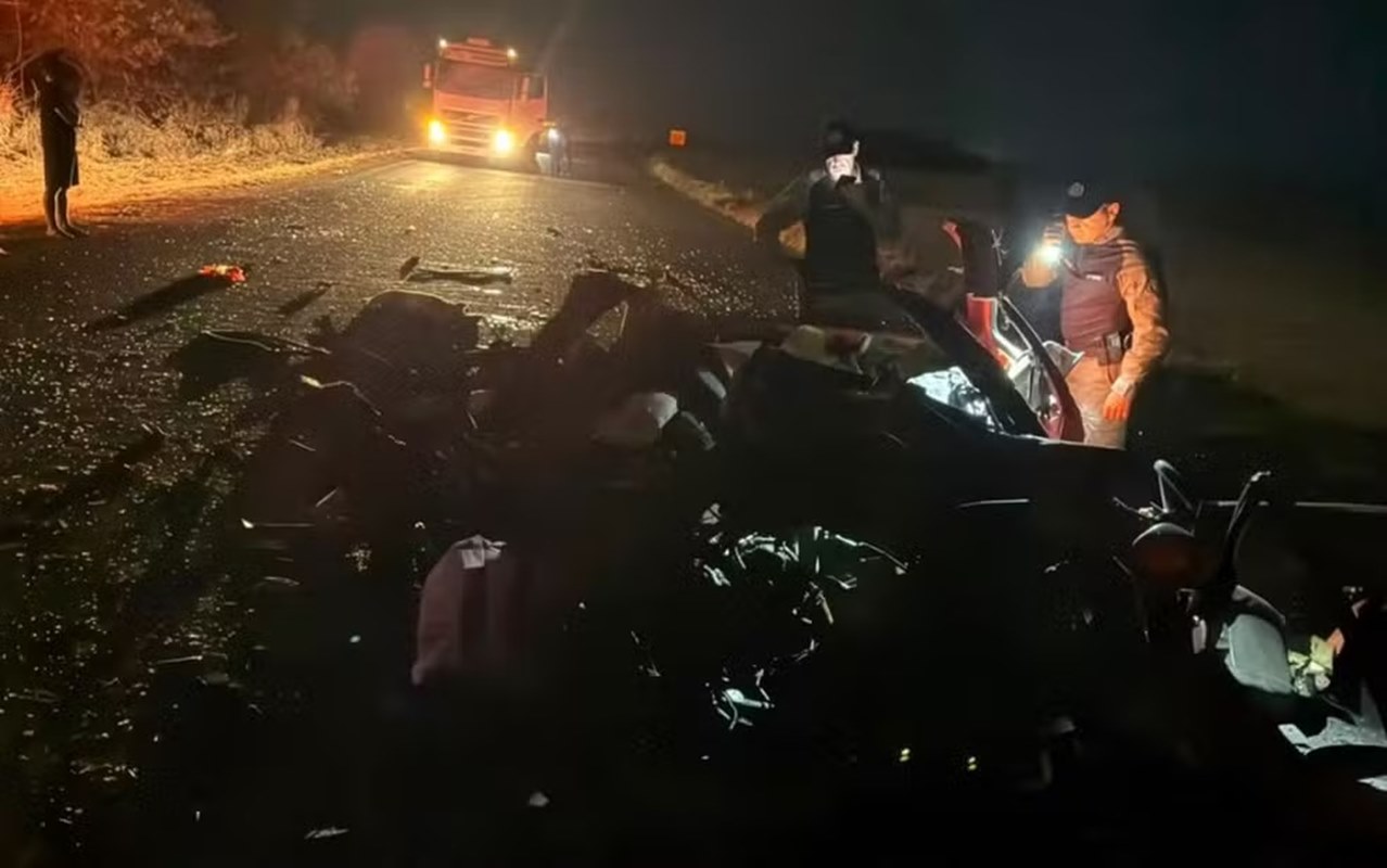 Família morre em acidente de carro; madrasta estava grávida de 3 meses - QTU Questões do Universo