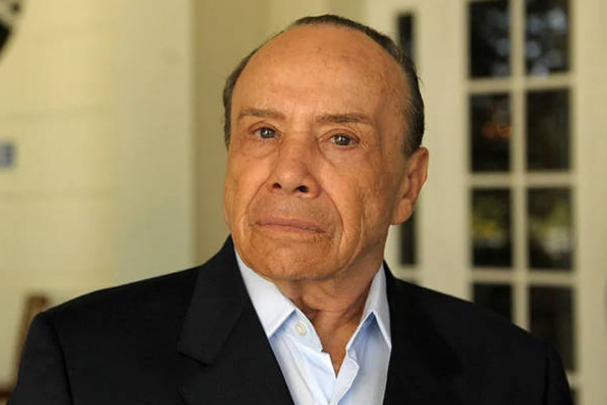 Acusado de ocultar patrimônio, Stênio Garcia diz morar "de favor"