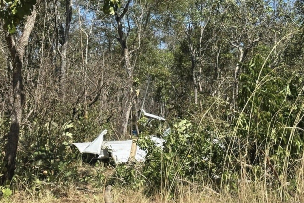 Avião cai em área rural e deixa 2 mortos em Palmas, no Tocantins