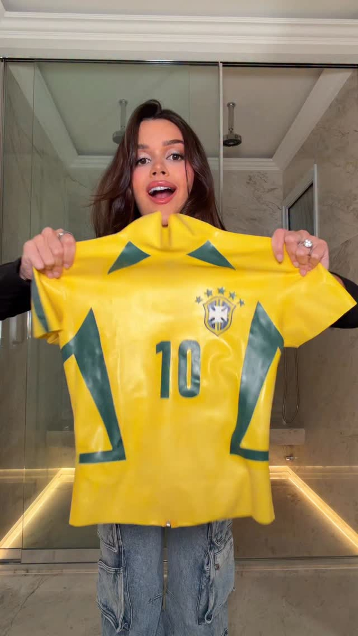 blusa do brasil látex - metrópoles