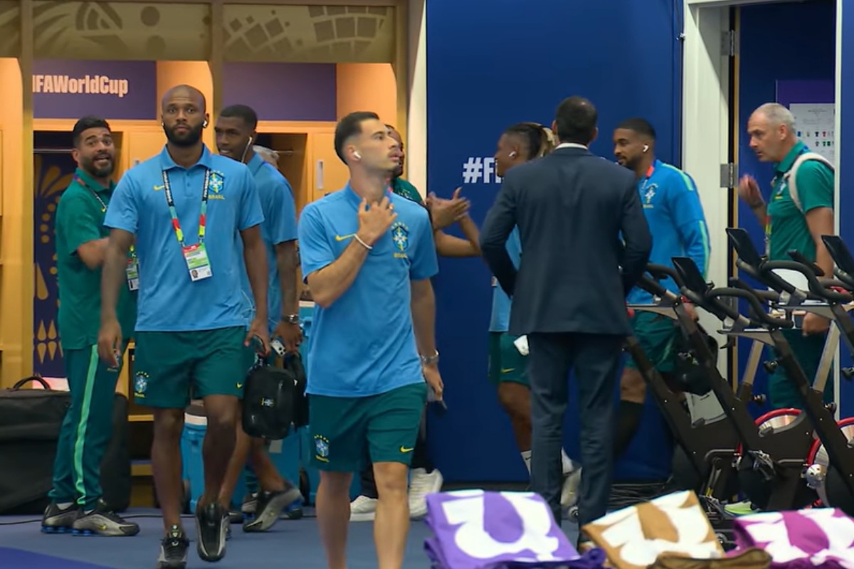 Seleção Brasileira desembarca no MetLife Stadium para oitavas da Copa