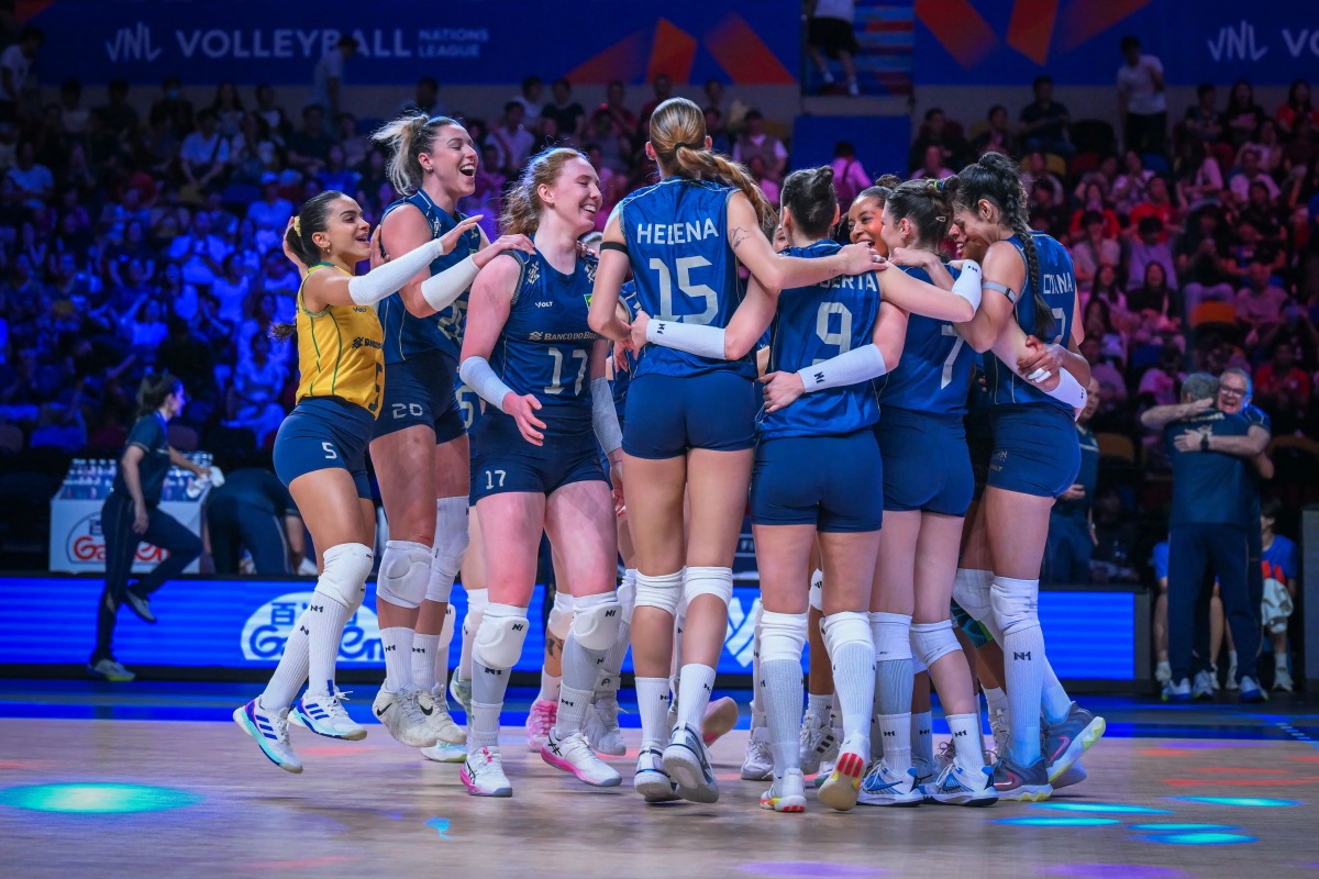 VNL: Brasil derrota a Itália em jogão e garante vaga na final